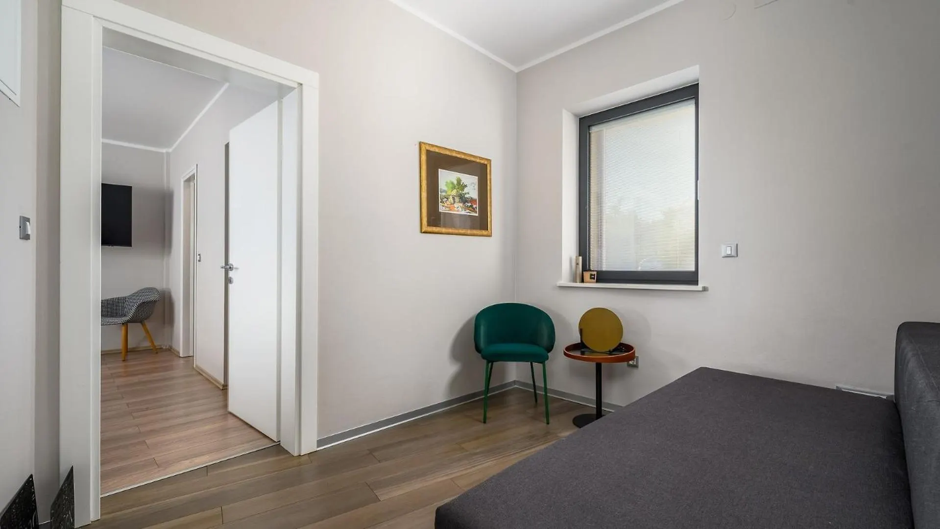Stylish Villa Pedena With A Pool And A Gym Benazici
