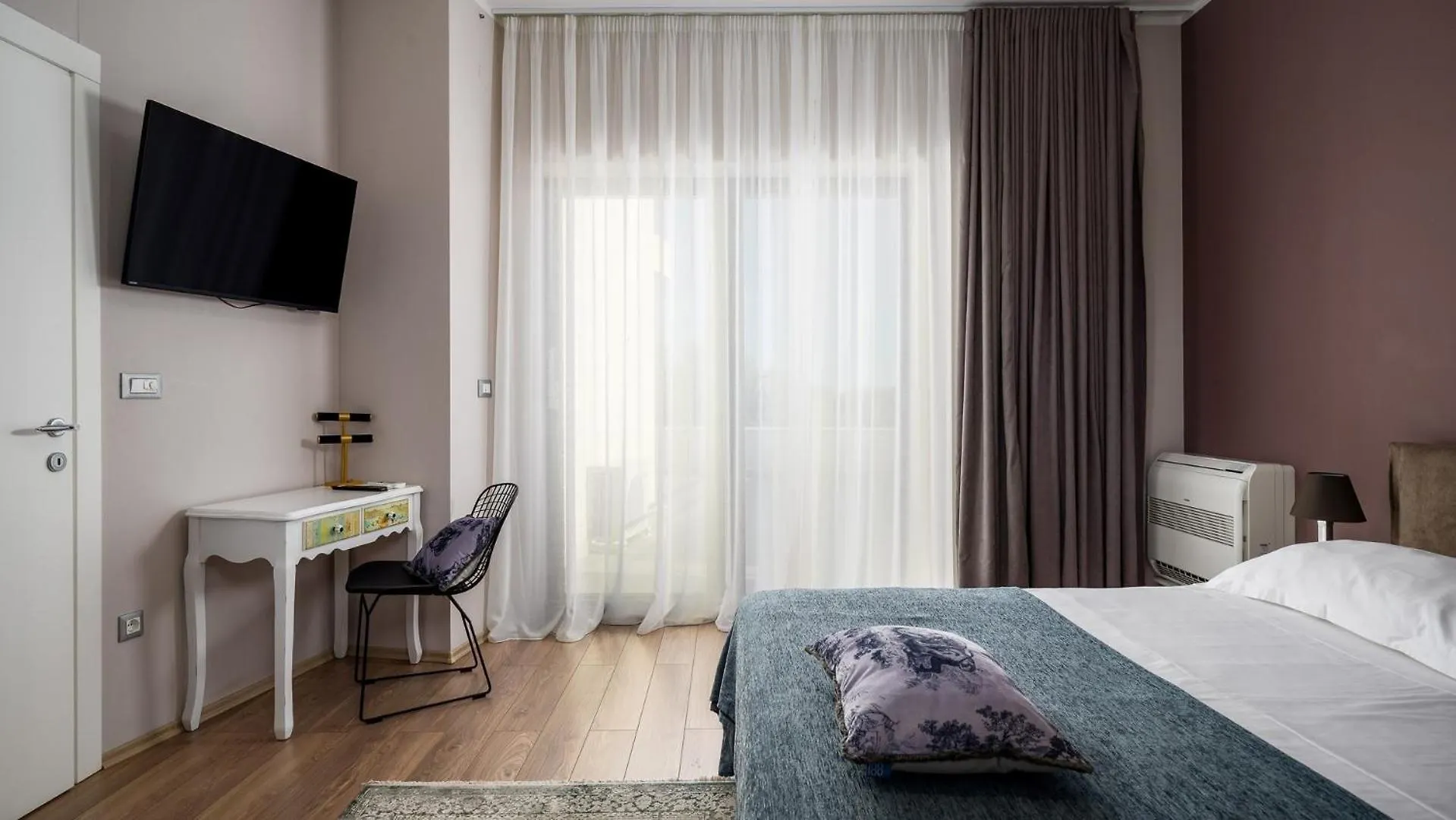 Stylish Villa Pedena With A Pool And A Gym Benazici 0*,